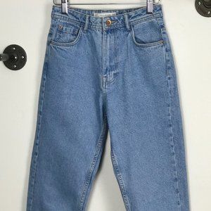 Zara Mom Jean in Mid Blue Wash